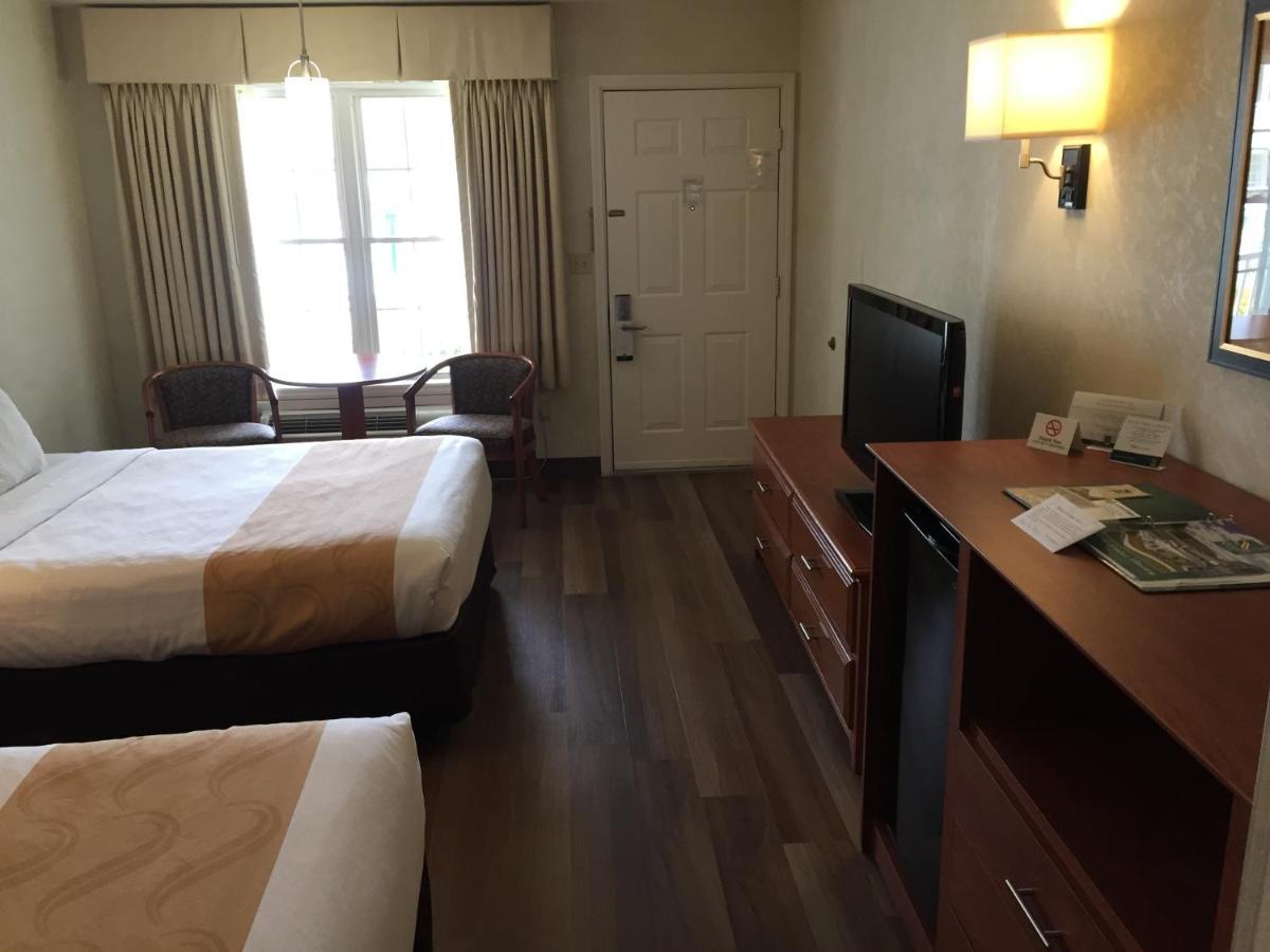 Quality Inn Lake George Buitenkant foto