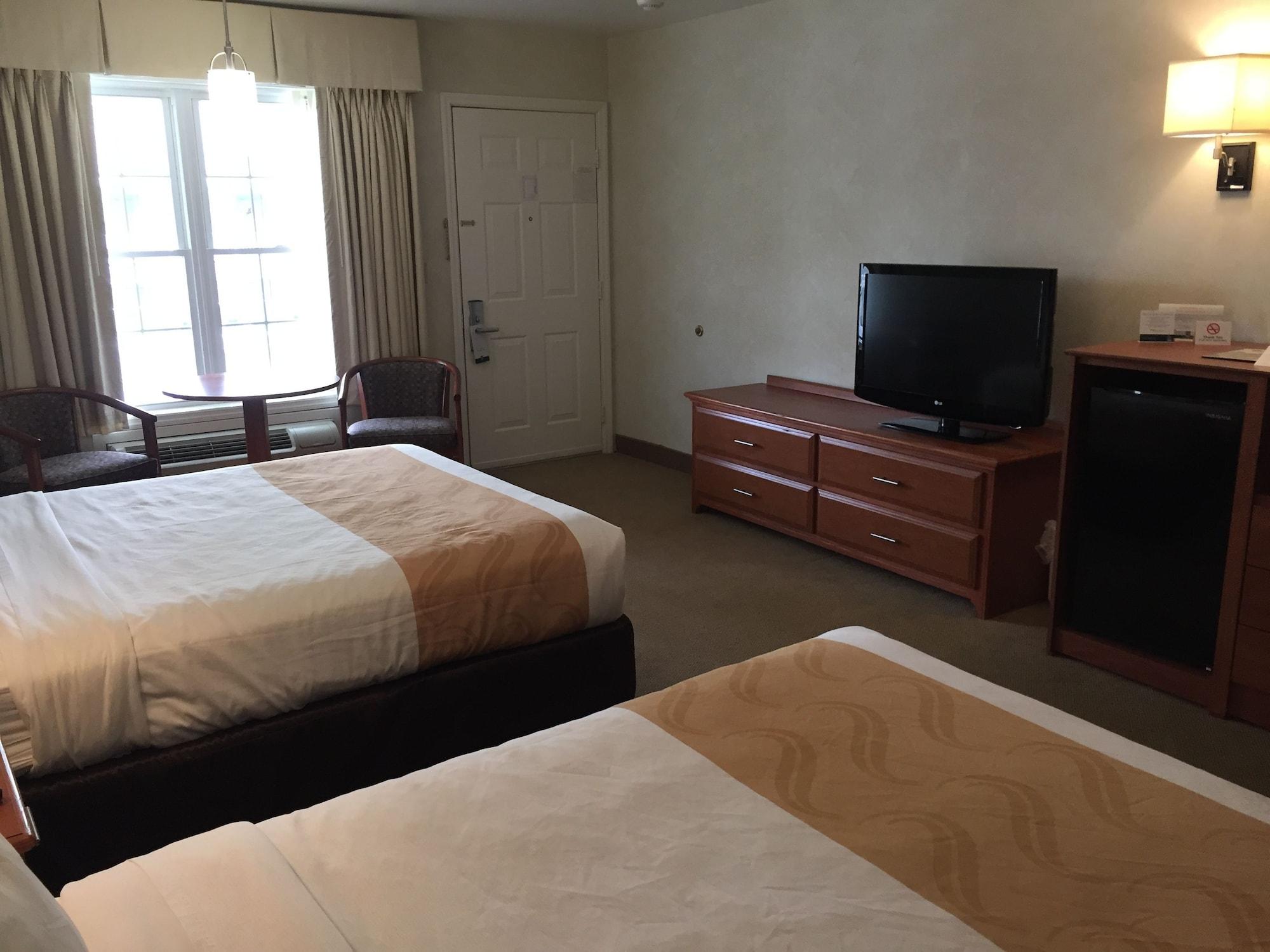 Quality Inn Lake George Buitenkant foto