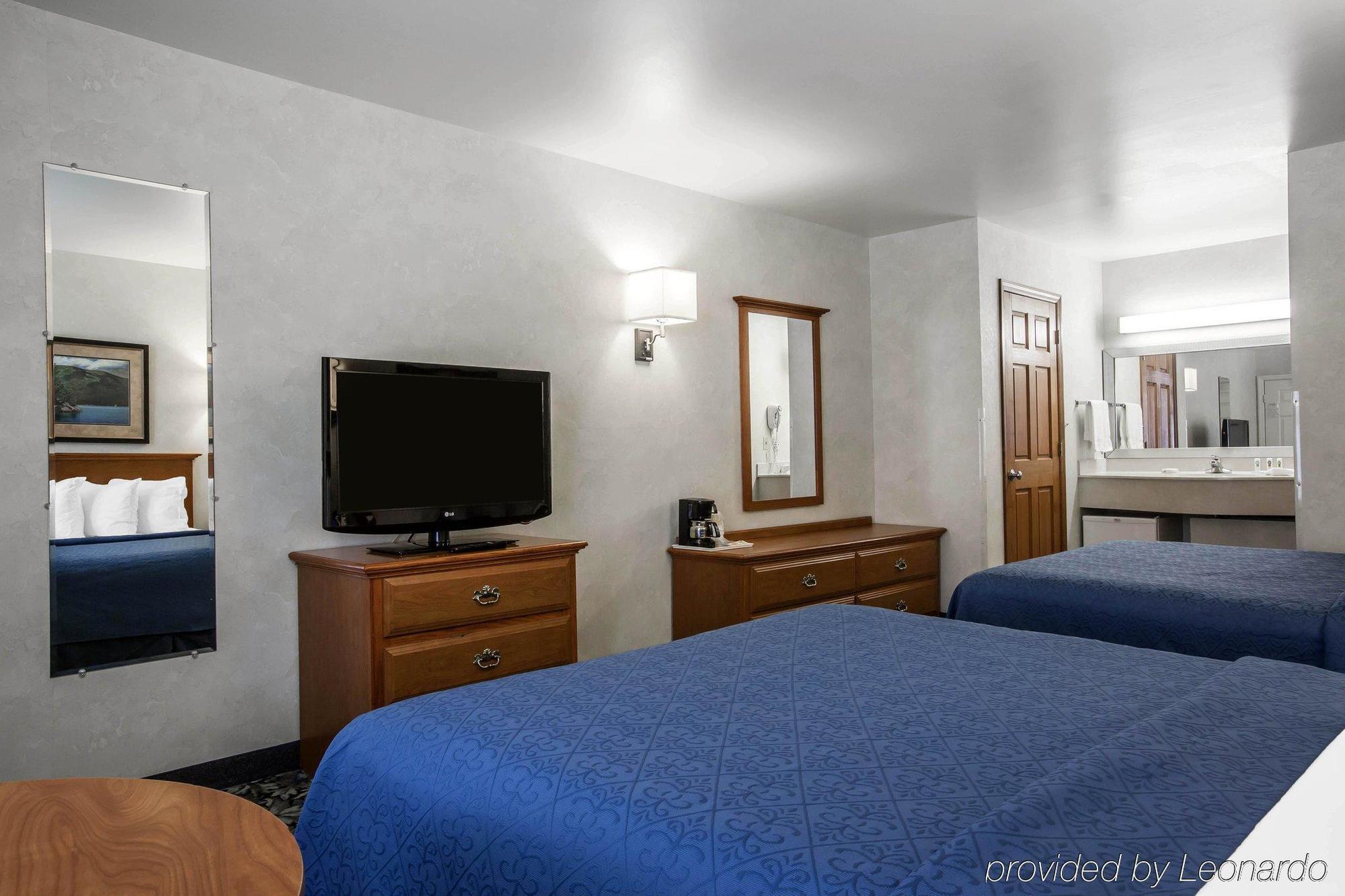 Quality Inn Lake George Buitenkant foto