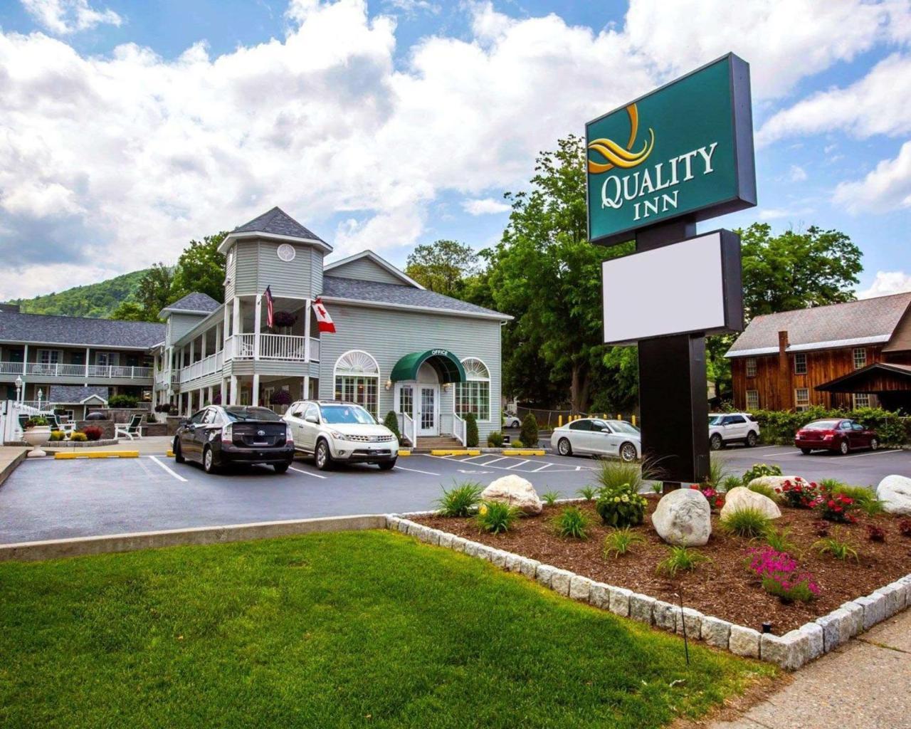 Quality Inn Lake George Buitenkant foto